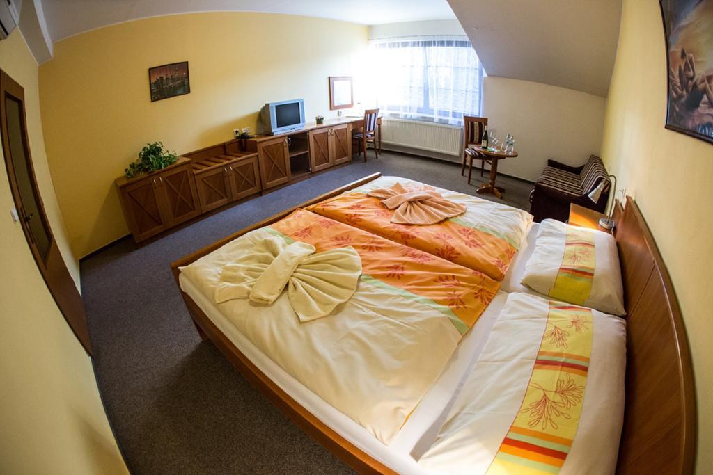 Hotel Na Jižní Přerov Habitación foto